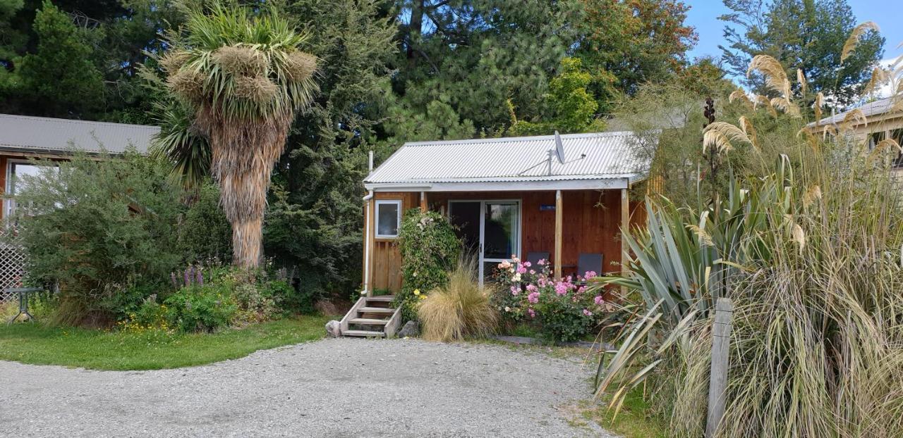 Lake Tekapo Cottages Exterior photo