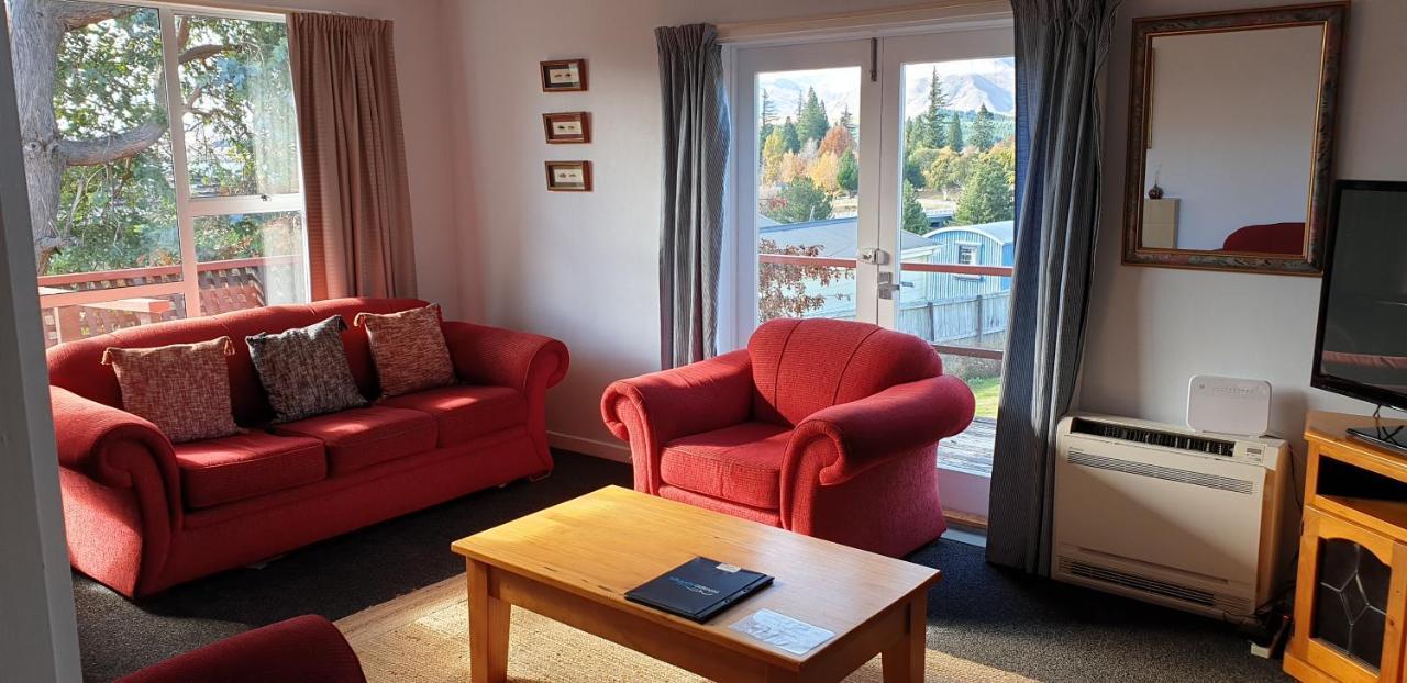 Lake Tekapo Cottages Exterior photo